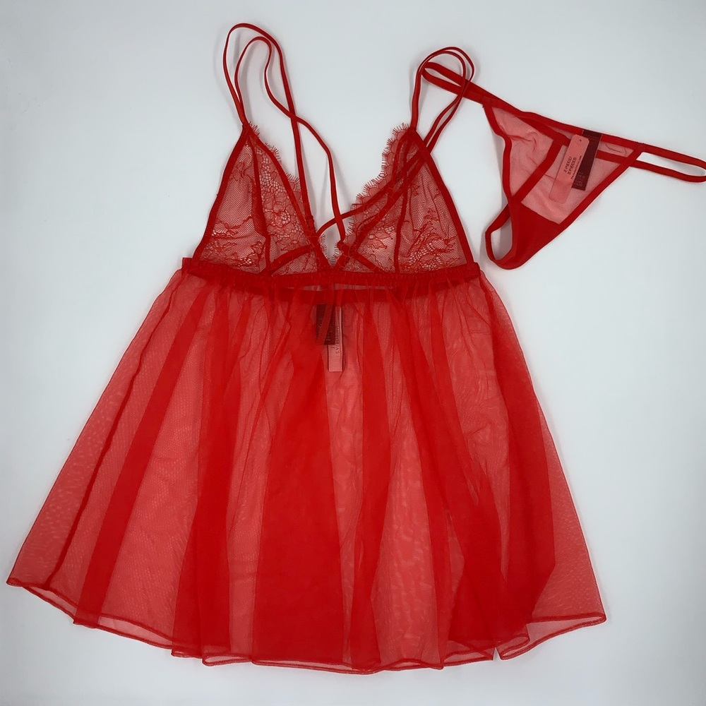 Victoria’s Secret Very Sexy Floral Lace Babydoll